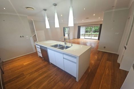 Photo of property in 831a Chapel Road, Shamrock Park, Auckland, 2016