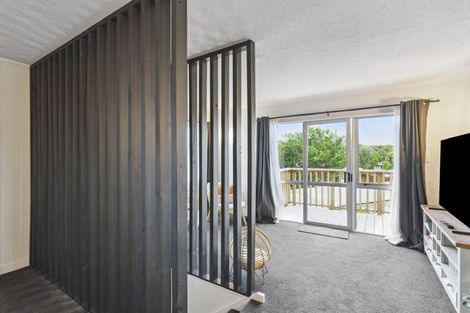 Photo of property in 14 Cypress Grove, Paraparaumu, 5032