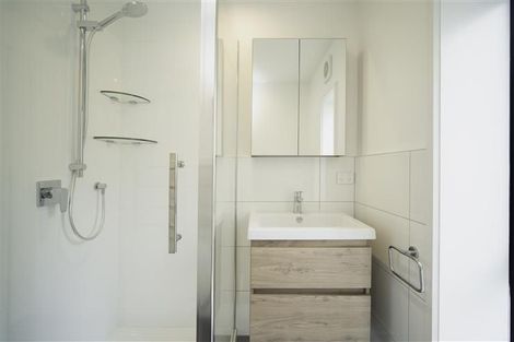 Photo of property in 8/349 Tamaki Drive, Saint Heliers, Auckland, 1071