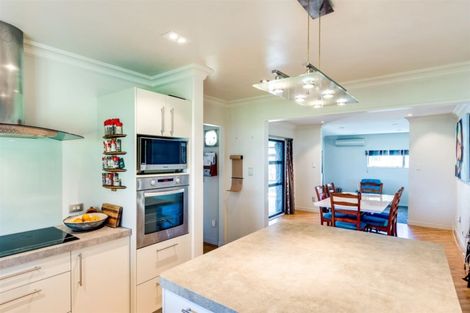 Photo of property in 25 Mckeefry Avenue, Greenmeadows, Napier, 4112