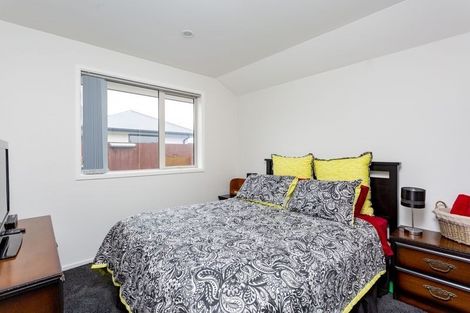 Photo of property in 32 Shadbolt Lane, Rolleston, 7614