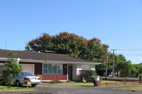 Photo of property in 2/1 Cutler Street, New Lynn, Auckland, 0600