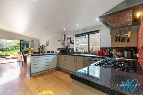 Photo of property in 11 Killarney Avenue, Torbay, Auckland, 0630