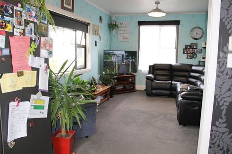 Photo of property in 5 Mcvicar Street, Tuatapere, 9620