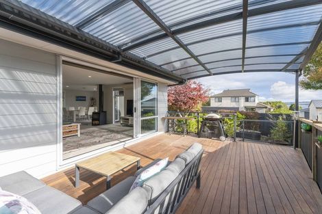 Photo of property in 15 Kurupae Road, Hilltop, Taupo, 3330