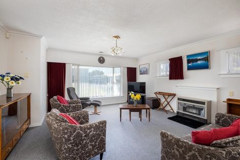 Photo of property in 8 Raniera Street, Glen Avon, New Plymouth, 4312