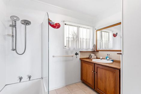 Photo of property in 3 Lucy Foster Lane, Red Beach, 0932