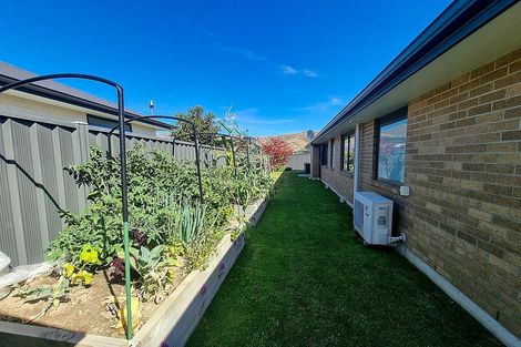 Photo of property in 12 Hopgood Place, Cromwell, 9310