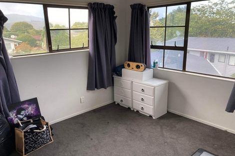 Photo of property in 15 Larchmont Grove, Totara Park, Upper Hutt, 5018