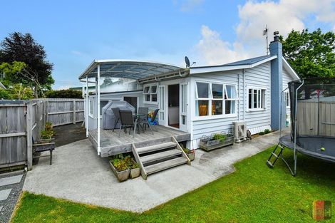 Photo of property in 16 Graham Road, Conifer Grove, Takanini, 2112