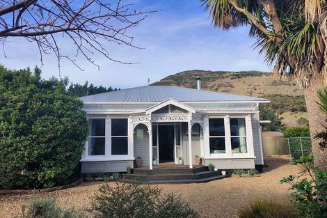 Photo of property in 4310 Christchurch Akaroa Road, Little River, 7591