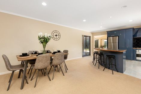 Photo of property in 98 Santa Monica Drive, Papamoa Beach, Papamoa, 3118