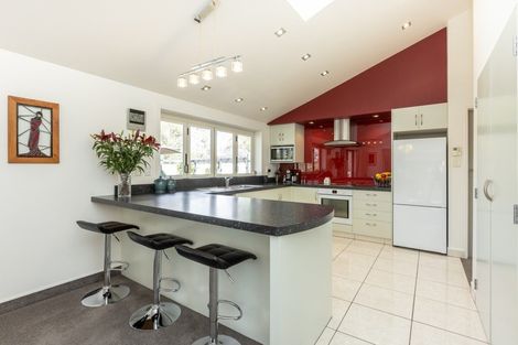 Photo of property in 90 Simla Avenue, Havelock North, 4130