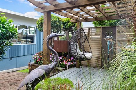 Photo of property in 1/33 Halberg Street, Glenfield, Auckland, 0629