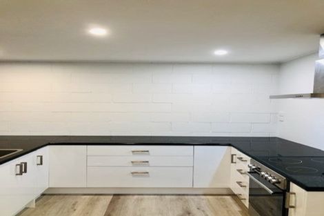 Photo of property in 2/1001 High Street, Avalon, Lower Hutt, 5011