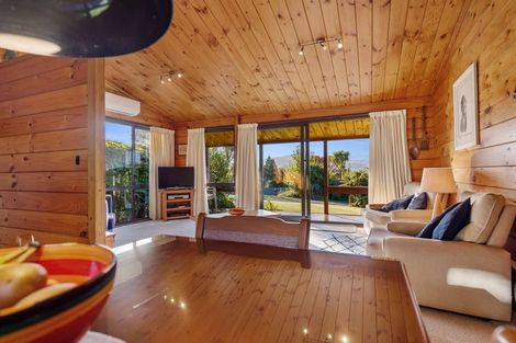 Photo of property in 64 Utuhina Road, Springfield, Rotorua, 3015