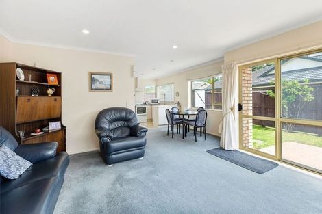 Photo of property in Miramar Villas, 23/3 Byron Street, Miramar, Wellington, 6022