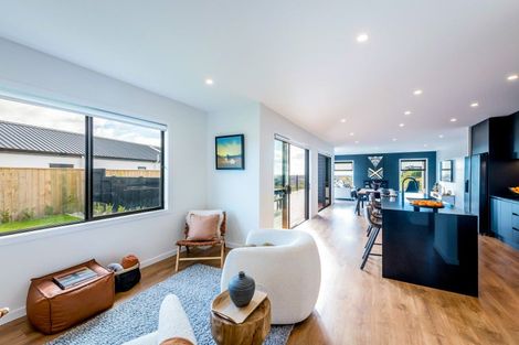 Photo of property in 70 Katania Heights, Brightwater, 7022