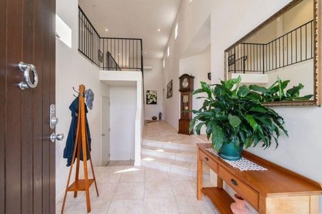 Photo of property in 5 Onemana Way, Te Atatu Peninsula, Auckland, 0610