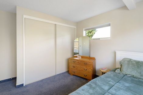 Photo of property in 4 Claverley Gardens, Avonhead, Christchurch, 8042