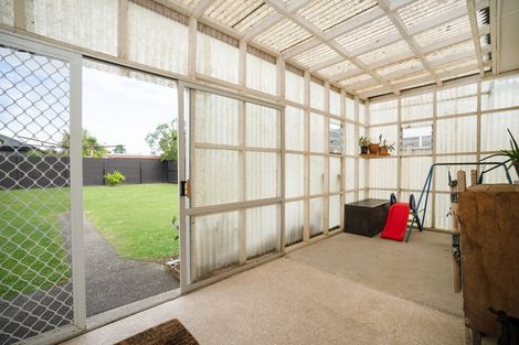 Photo of property in 130 College Street, Awapuni, Palmerston North, 4412