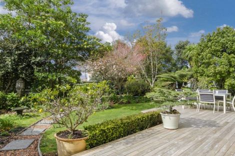 Photo of property in 16 Harbour View Road, Point Wells, Warkworth, 0986