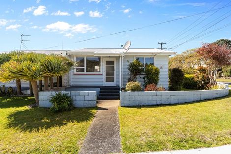 Photo of property in 23d Oranga Street, Marfell, New Plymouth, 4310