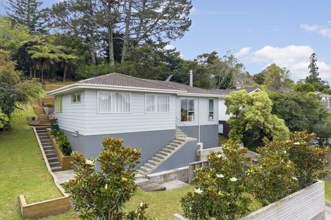 Photo of property in 35 Finn Place, Totara Vale, Auckland, 0629