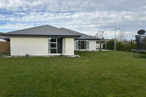 Photo of property in 24 Burnham School Road, Rolleston, 7614