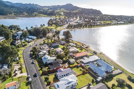 Photo of property in 190 Main Sh25 Road, Tairua, 3508