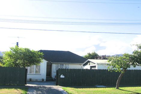 Photo of property in 11 Routley Crescent, Elderslea, Upper Hutt, 5018