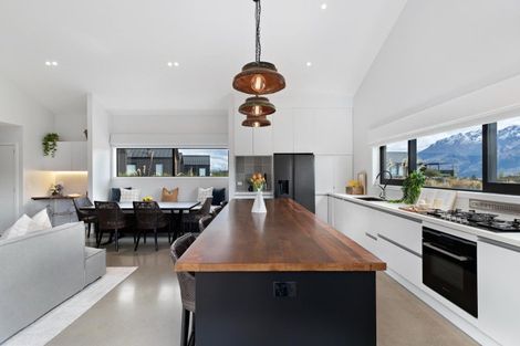Photo of property in 11 Glenfiddich Road, Jacks Point, Queenstown, 9371
