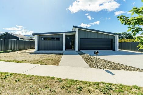 Photo of property in 25 Searle Drive, Cromwell, 9310