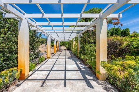 Photo of property in 290 Poraiti Road, Poraiti, Napier, 4182