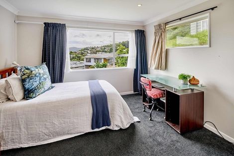 Photo of property in 28 Turriff Crescent, Tawa, Wellington, 5028