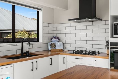 Photo of property in 83 Arcon Drive, Broomfield, Christchurch, 8042