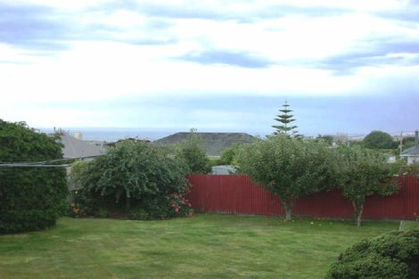 Photo of property in 17 Queens Crescent, Oamaru, 9400
