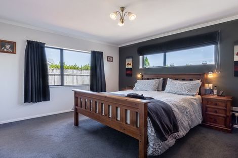 Photo of property in 14 Barrett Drive, Waikanae Beach, Waikanae, 5036