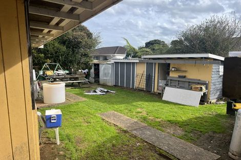 Photo of property in 15 John Walker Drive, Manurewa, Auckland, 2102