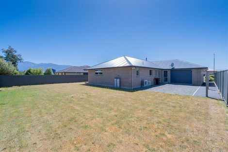 Photo of property in 16 Cunaris Way, Te Anau, 9600
