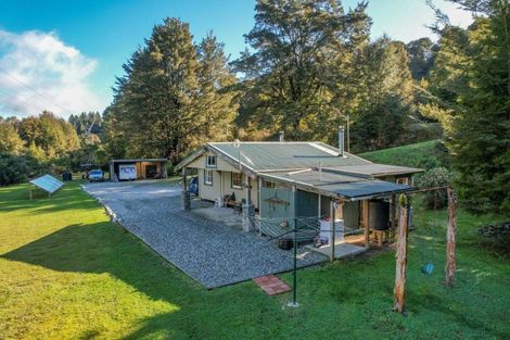 Photo of property in 389 Matiri Valley Road, Matiri, Murchison, 7077