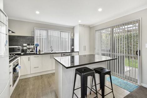 Photo of property in 89 Naylors Drive, Mangere, Auckland, 2022