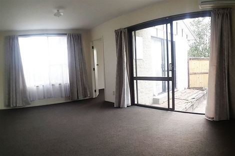 Photo of property in 1/108 Queenspark Drive, Parklands, Christchurch, 8083