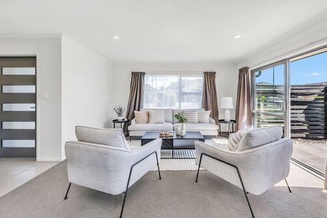 Photo of property in 28 Burford Way, Rolleston, 7615