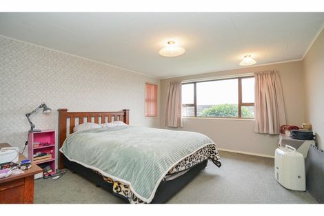 Photo of property in 20 Vogel Street, Waikiwi, Invercargill, 9810