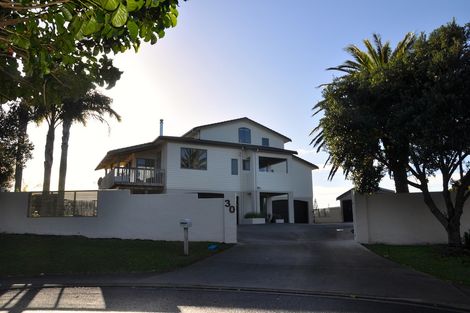 Photo of property in 30 Reo Crescent, Waihi Beach, 3611