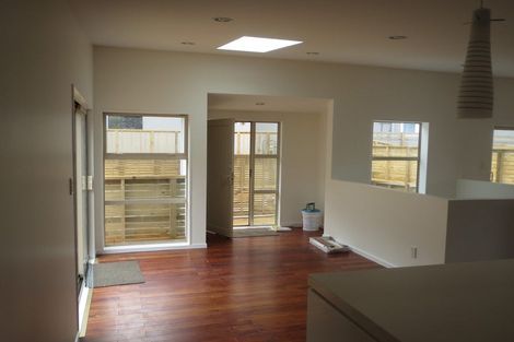 Photo of property in 34 Farnham Street, Mornington, Wellington, 6021