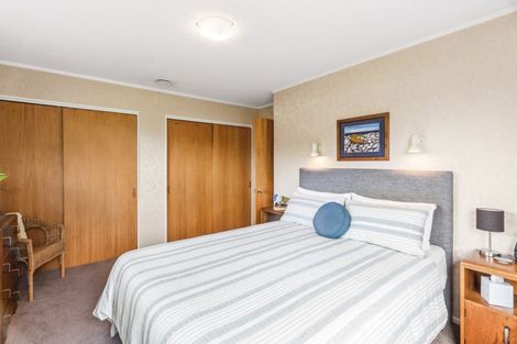 Photo of property in 14 Chilton Drive, Paraparaumu, 5032