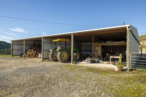 Photo of property in 4127 Tiniroto Road, Tiniroto, 4078