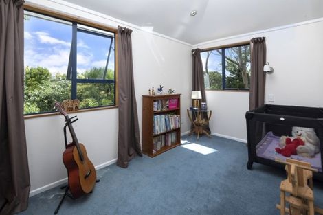 Photo of property in 2/99 Evelyn Road, Cockle Bay, Auckland, 2014